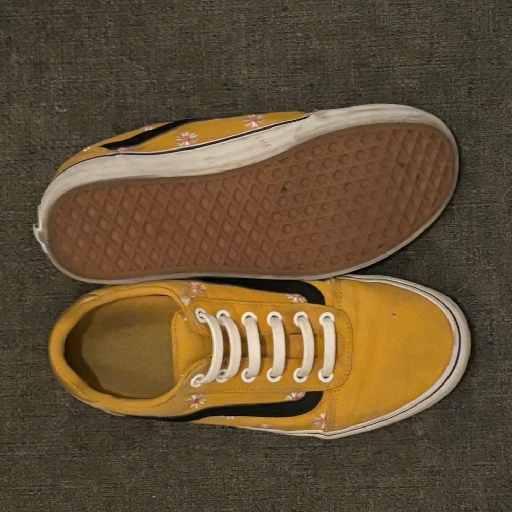 🌼 Vans 721356 you matter comes with no tie laces can be changed out 🌻 - Picture 2 of 5